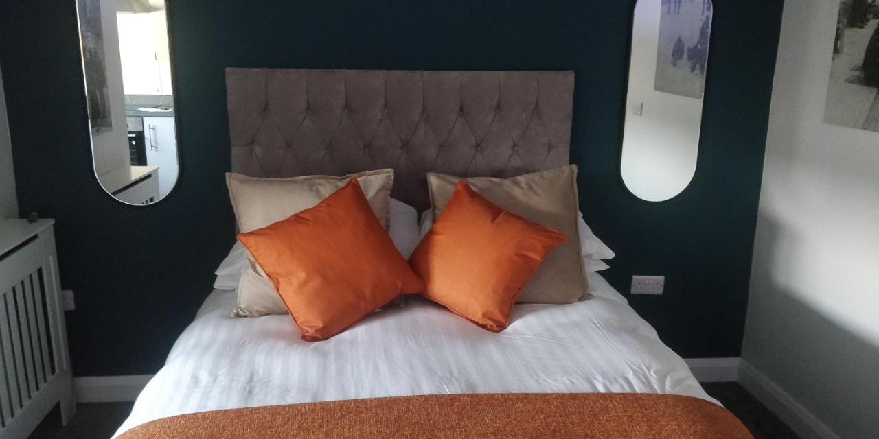 Free Derry Apartments Екстер'єр фото