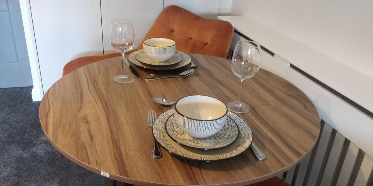 Free Derry Apartments Екстер'єр фото