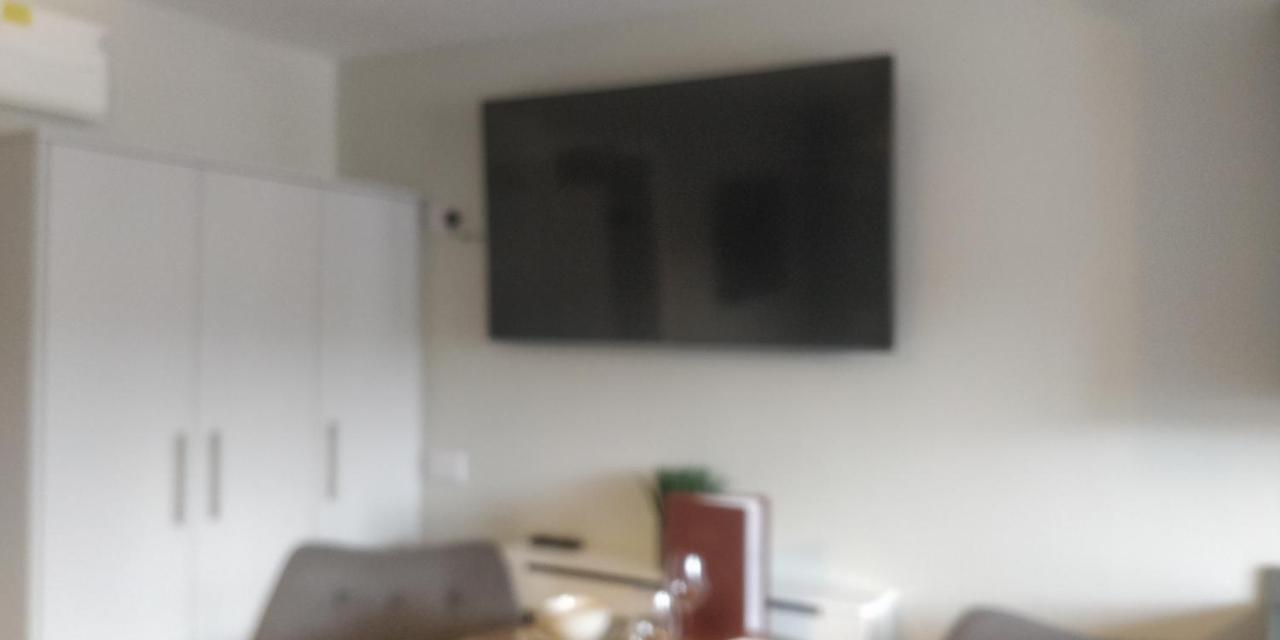 Free Derry Apartments Екстер'єр фото