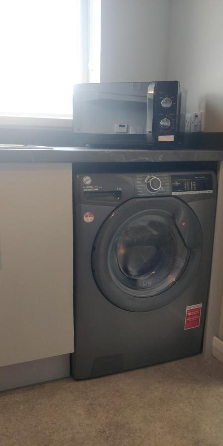 Free Derry Apartments Екстер'єр фото